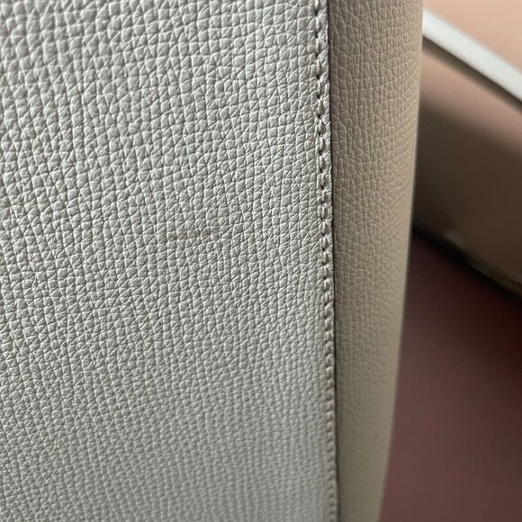 Kate Spade Tote - Picture 8 of 10